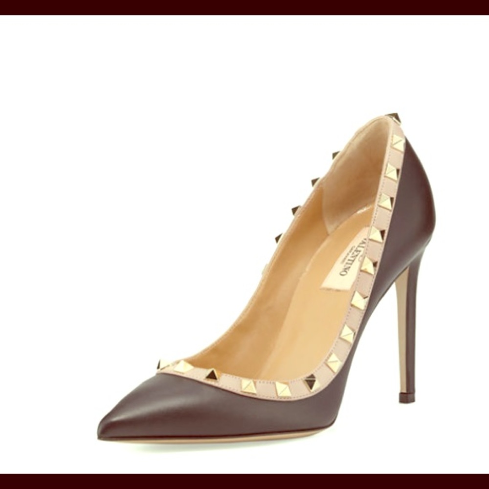 Valentino rockstud leather pump! Gorgeous 🌟